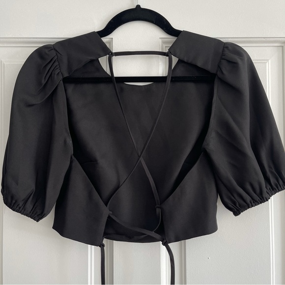 Lulu’s Subtle Flirt Black Puff Sleeve Lace-up Crop Top - Picture 8 of 10